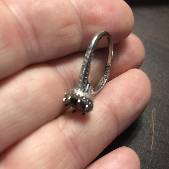 Tacori Diamond Halo Semi mount ring - Picture 9 of 10